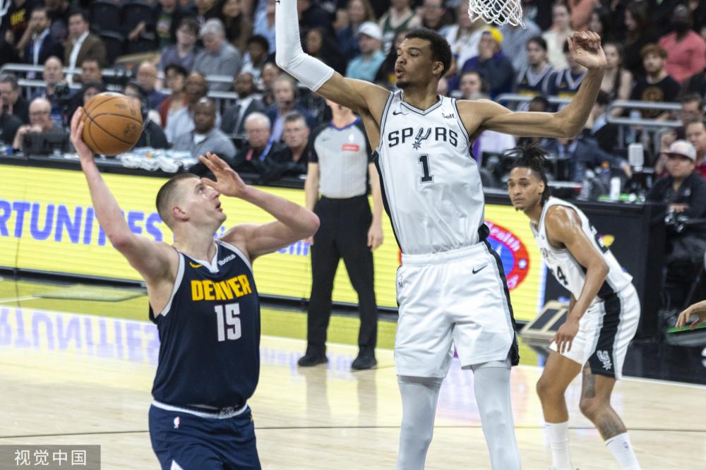 菲尔德为例 菲尔德为例