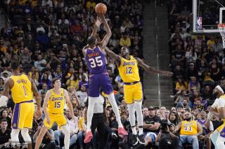 一方面是对 一方面是对